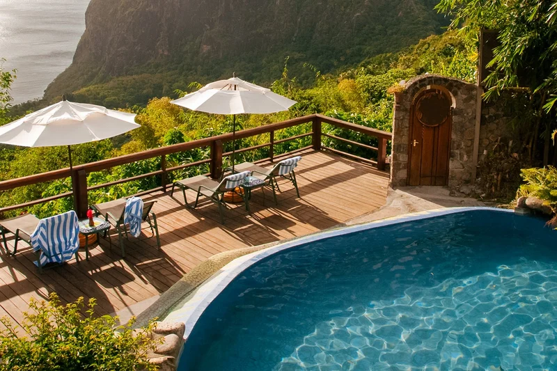 The Citi Strata Elite Debacle: What Went Wrong and Their 100K Point 'Fix'