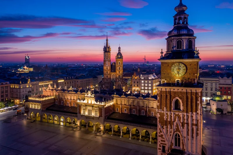 Poland's Drone Wall: Russia vs. Security